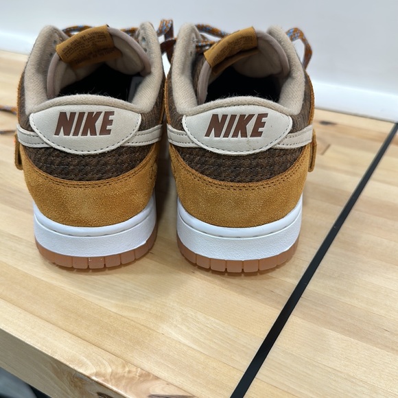 Nike Teddy Bear dunks - Picture 3 of 9